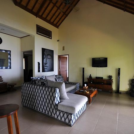 Gili Pesona Villa Amed  Exterior photo