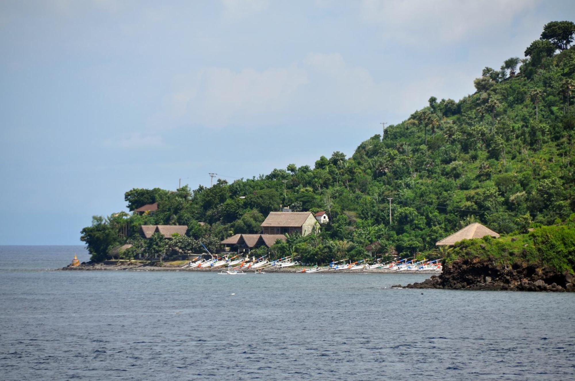 Gili Pesona Villa Amed  Exterior photo